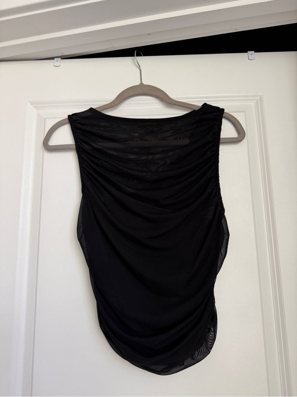 Forever 21 Black Ruched Sleeveless Women’s Top